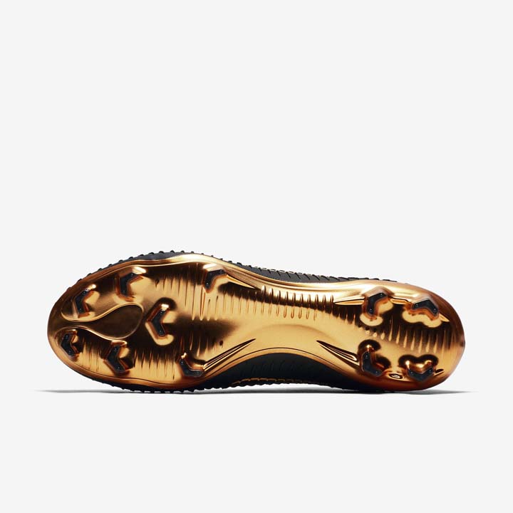 Nike Mercurial Vapor Flyknit Ultra gold black