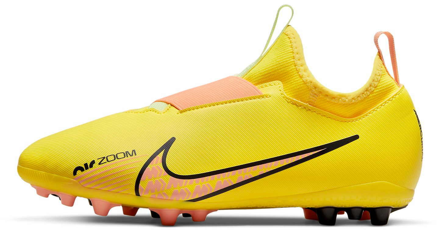 Kopačky Nike JR ZOOM VAPOR 15 ACADEMY AG žlutá